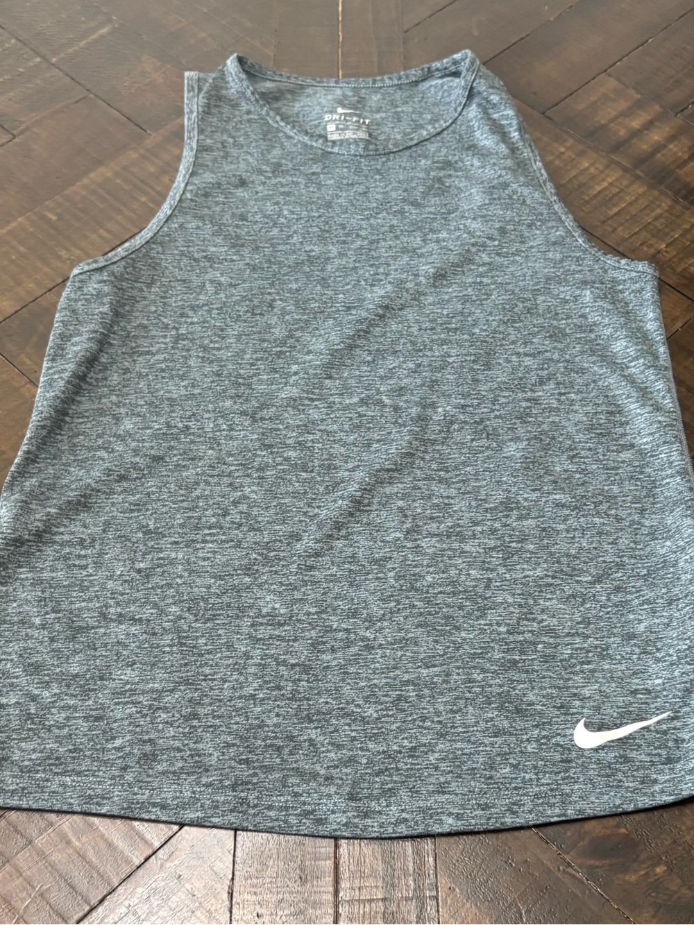 Women's Nike Dri-Fit One Luxe Standard Fit Tank Top Size XSMALL
